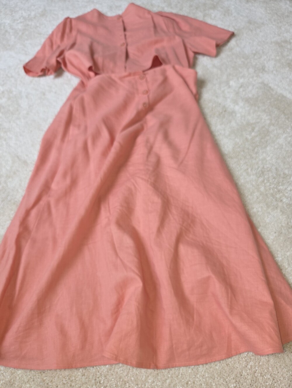 Women's Coral Midi Dress - Casual Elegant - Picture 4 of 4